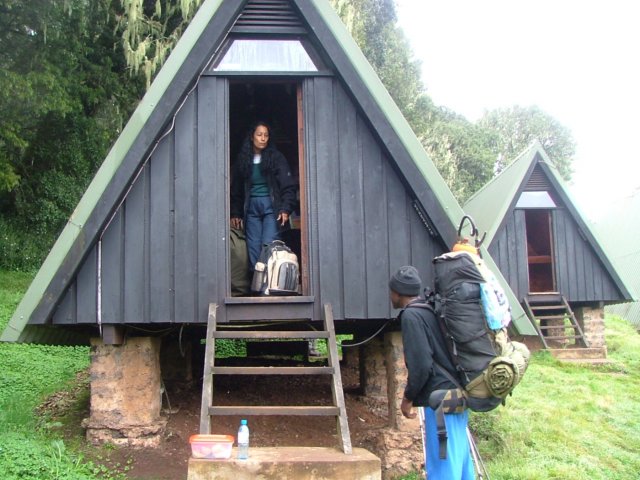 aframehut.jpg