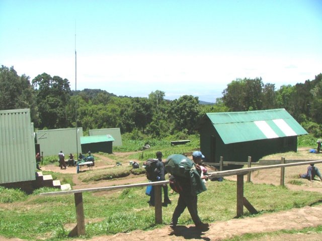 mangarahuts.jpg
