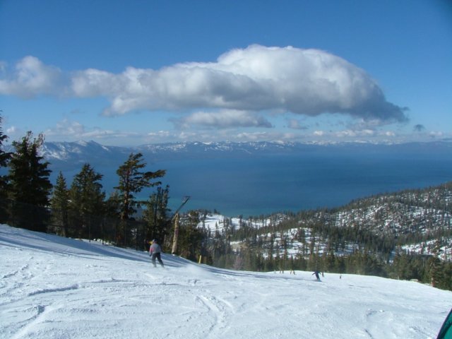 skiingatheavenlyskiarea.jpg